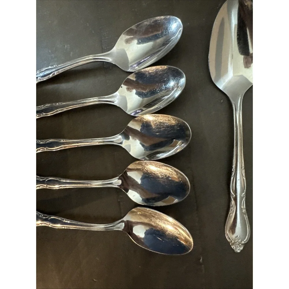 Wm Rogers Deluxe Teaspoons Stainless Silverware Oneida Montclair Lot Of 9